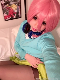 Kiwi Honey - Miku